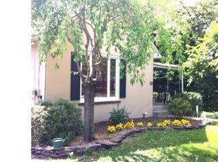 206 State St, East Greenville, PA 18041