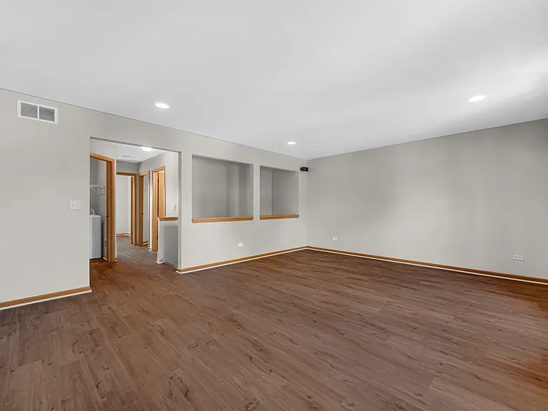 5005 Corning Ct — Photo 14