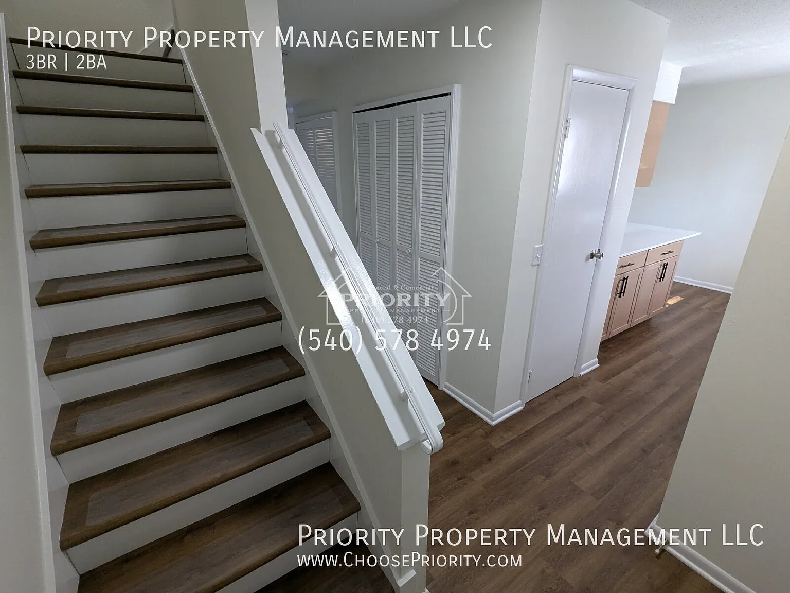 Newly Upgraded 3BR/1.5BA Townhome Near JMU, High-Speed WiFi Included! — Photo 3