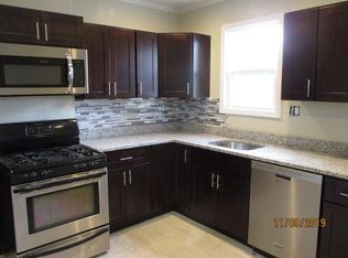 901 Thomas Rd, Columbus, OH 43212