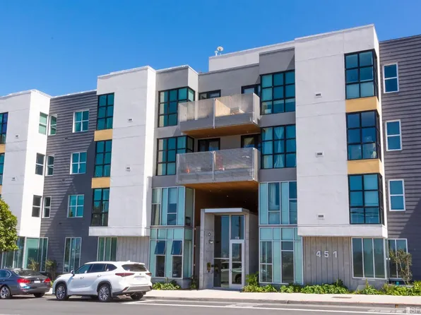 451 Donahue St Unit 305, San Francisco, CA 94124