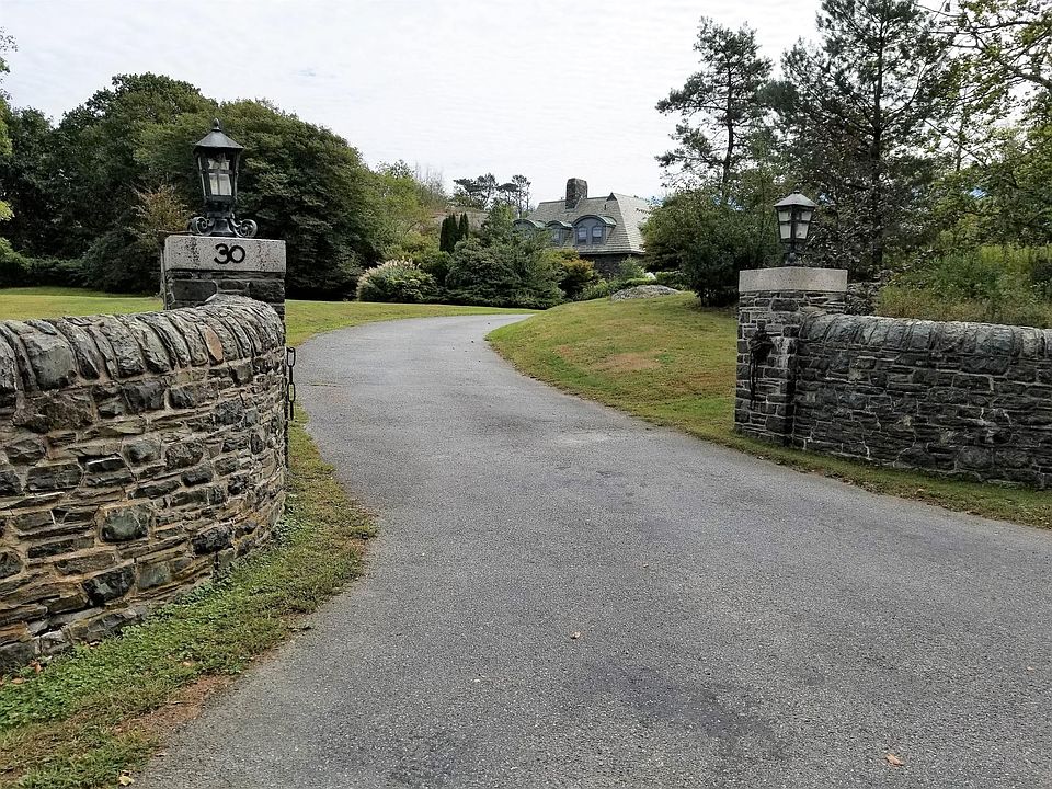 entrance to 6 acre property from the road