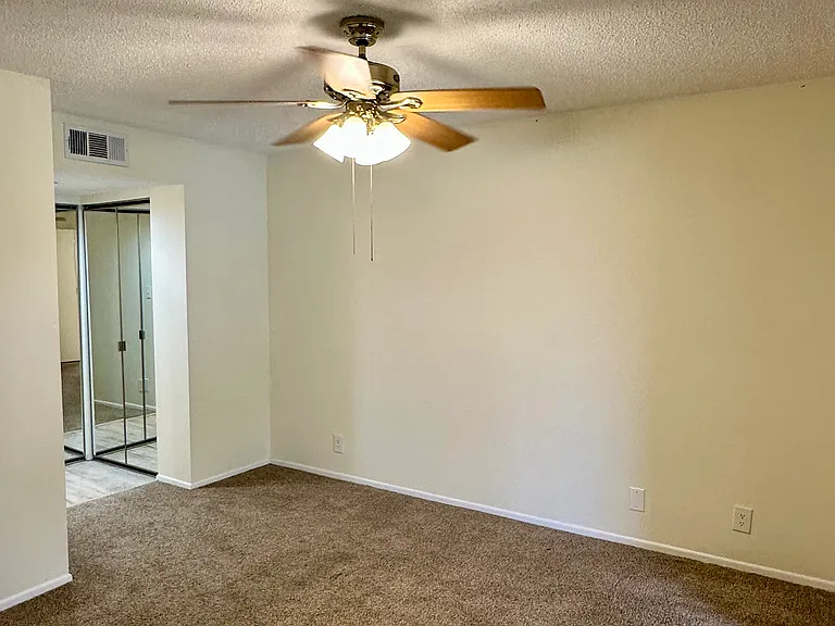 19505 Quesada Ave #U201 — Photo 8