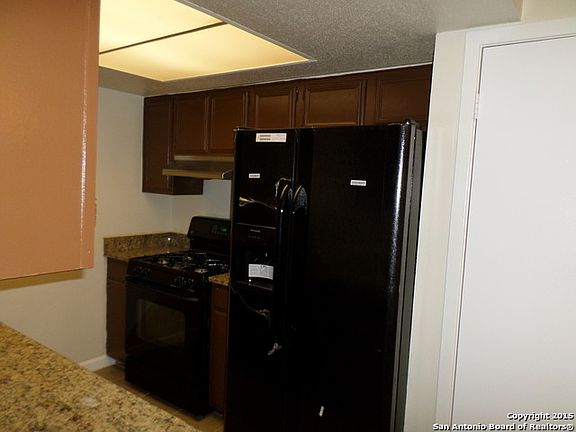 4th image of 7526 Meadow Lawn St