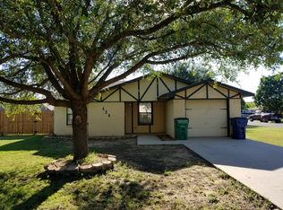 424 N Sierra Trl, Pilot Point, TX 76258