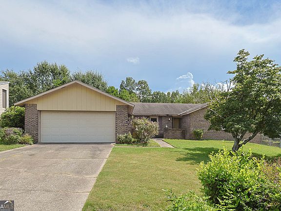 3rd image of 6814 Buckeye Way