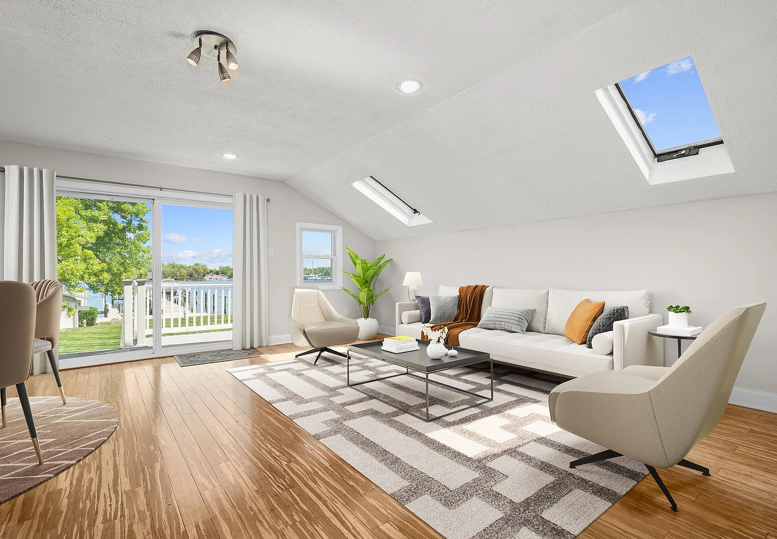 1 bed, 1.5 bath, 750 sqft, $2,600 — Photo 3