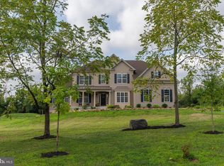 1113 Petrick Ln, Chalfont, PA 18914