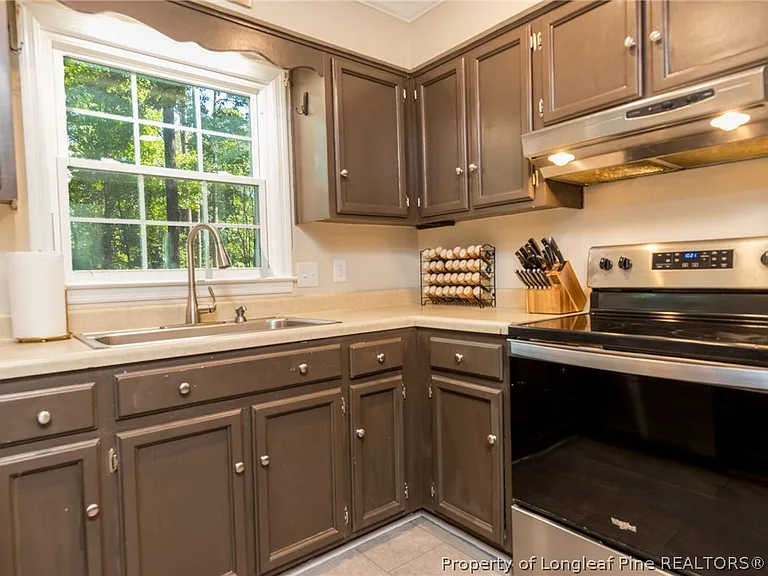 3356 Quarry Dr — Photo 11