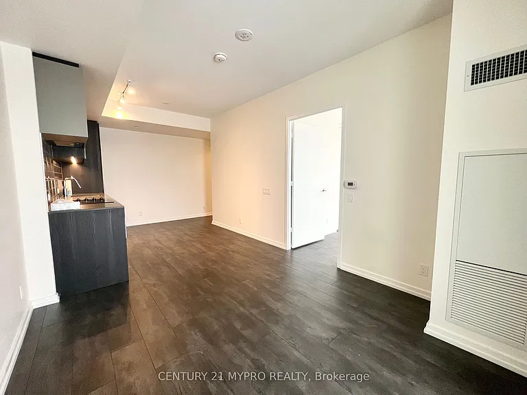 1000 Portage Pkwy #1202 — Photo 4