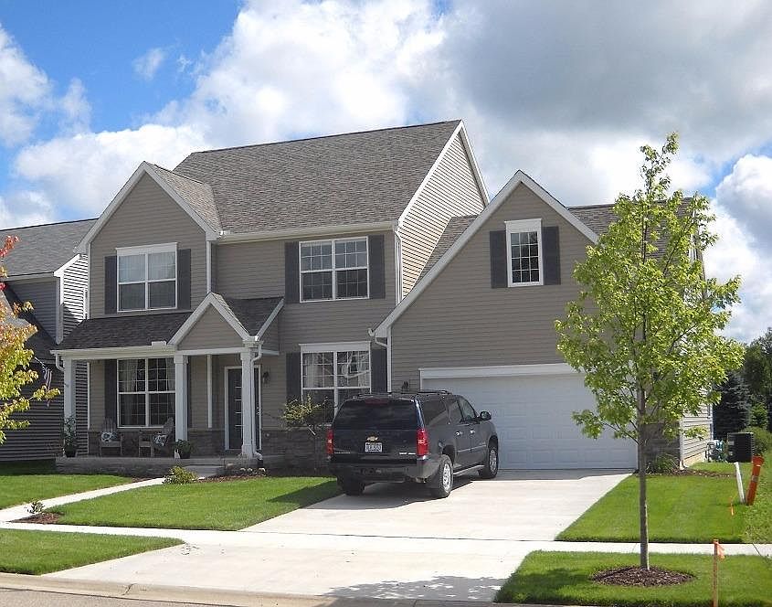 1st image of 8488 Parkridge Dr #104