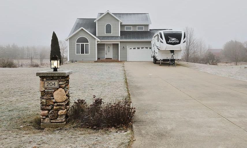 1st image of 204 Jambrial Drive