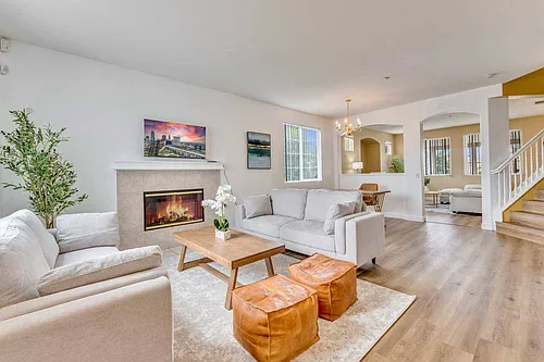 7476 Peppertree Ln Photo 1
