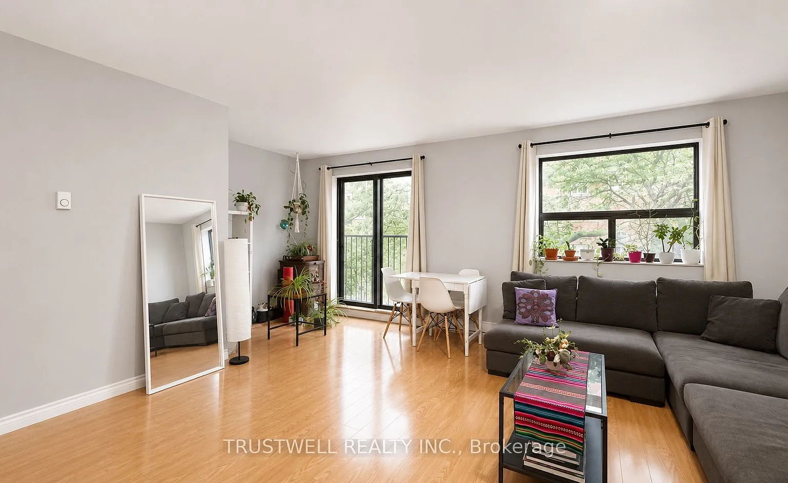2 bed, $2,450 — Photo 1