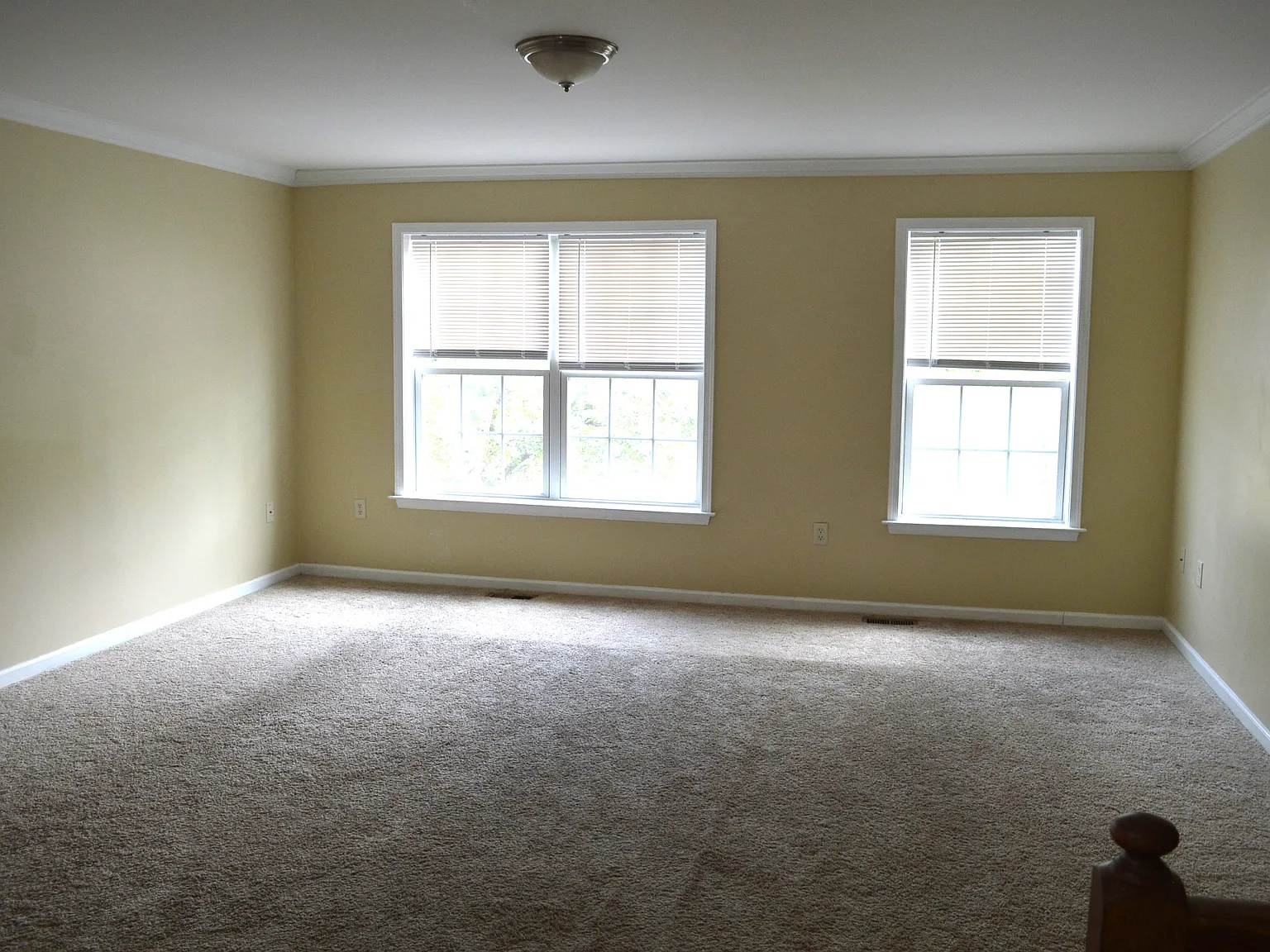 3 bed, 2112 sqft, $2,000 — Photo 4