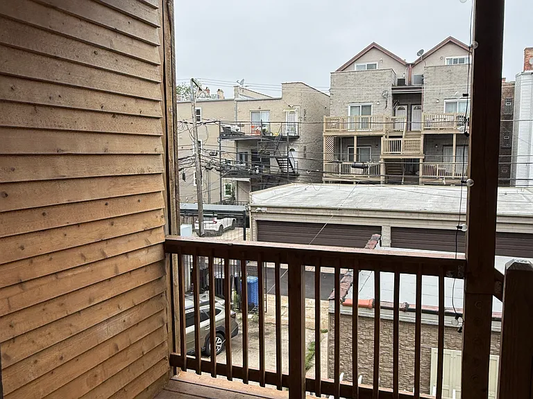 2440 W Iowa St #2 — Photo 27