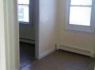 176B Parker St, Newark, NJ 07104