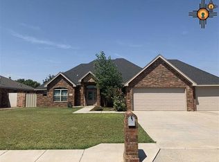 608 Providence Cir, Clovis, NM 88101