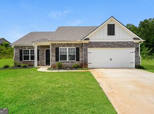 1395 Deutz Dr, Locust Grove, GA 30248