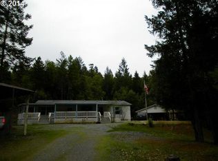 774 Three Mill Rd, Selma, OR 97538