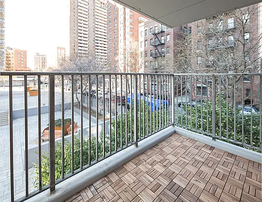 Rented by Stellar Management | media 14