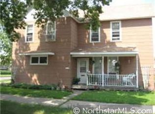 552 1/2 E Wabasha St, Winona, MN 55987