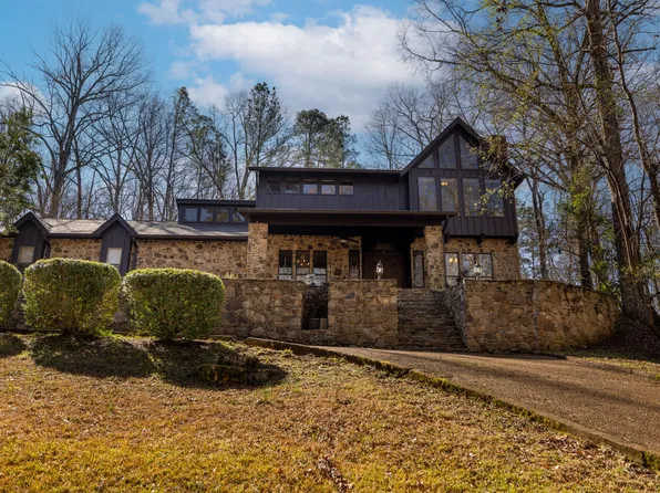 82 Fernwood Cv, Columbus, MS 39705