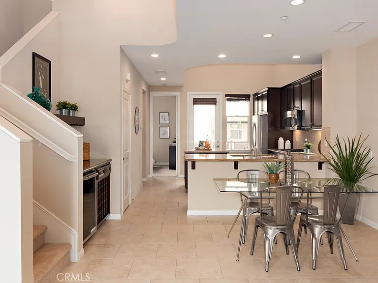 39 Brownstone Way — Photo 6