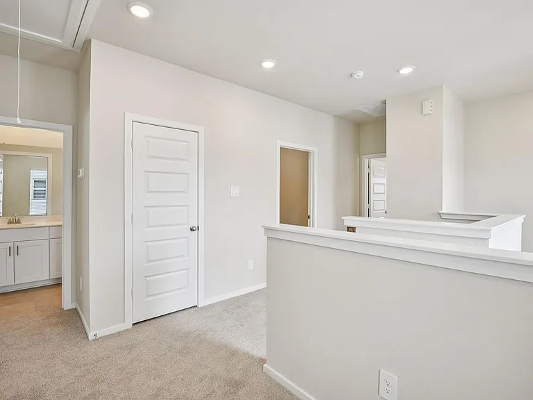 4210 Pine Springs Ct — Photo 15
