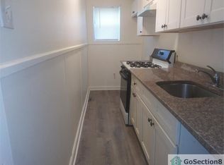 1819 Pleasant St #1F, Fall River, MA 02723