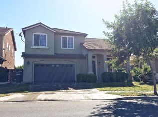 557 Ashwood Ln, Patterson, CA 95363