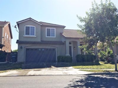 557 Ashwood Ln, Patterson, CA, 95363