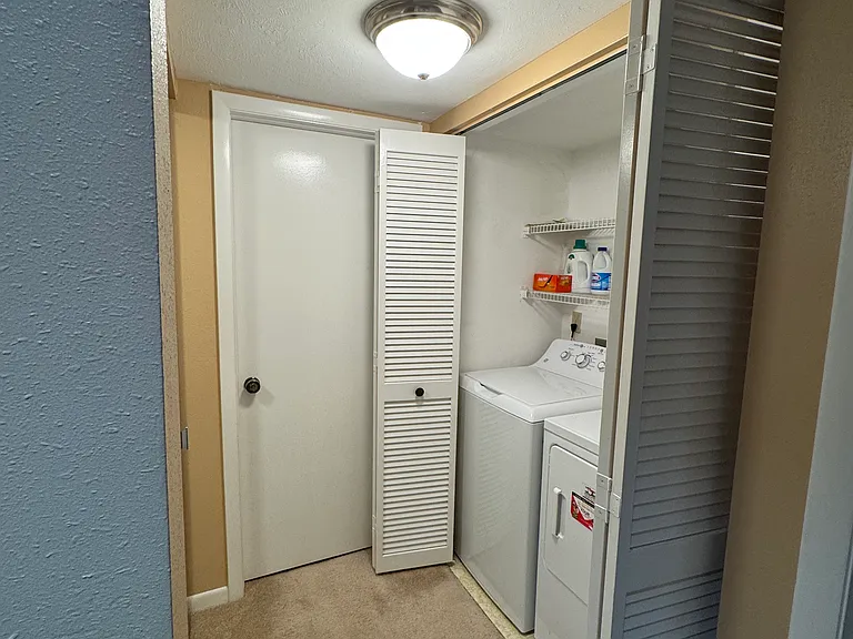 6979 Winkler Rd #336 — Photo 57
