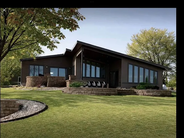 146 Southshore Dr, Ipswich, SD 57451