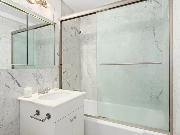 30 East 37th Street 6G image 6 of 7