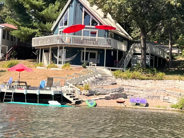 4220-4219 W Lakeshore Dr, Brooklyn, IA 52211