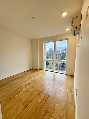 Rented by Voro NYC | media 23