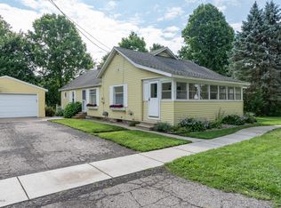 311 S Cedar St, Schoolcraft, MI 49087