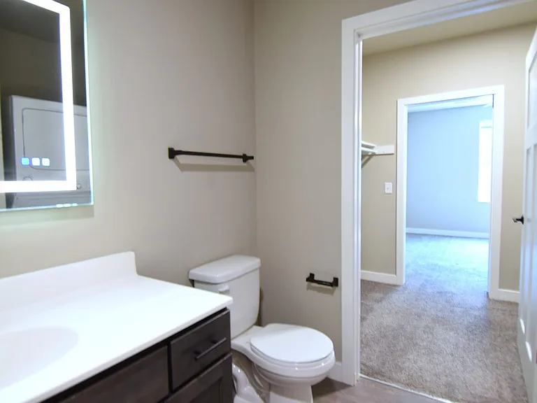Beaverbrook Apartments — Photo 19