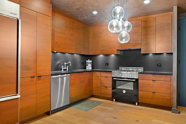 Sold by Corcoran | media 3