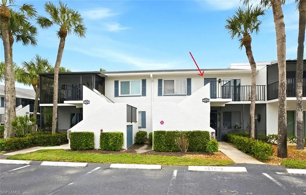2 bed, 2.0 bath, 1246 sqft, $1,700 — Photo 1