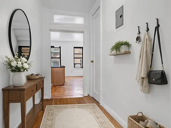 828 Gerard Ave APT 2D, Bronx, NY 10451