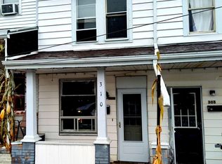 310 S Chestnut St, Mount Carmel, PA 17851