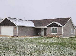 7778 E Goodison Rd, North Webster, IN 46555