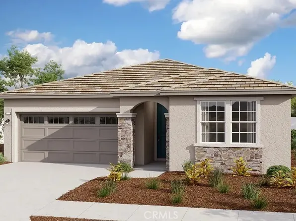 2570 Amaranth St, Hemet, CA 92543