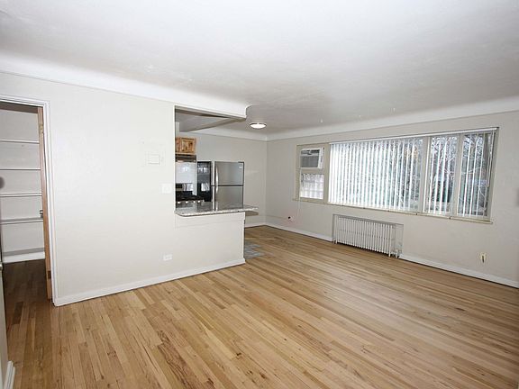 2nd image of 1531 Leyden St #201