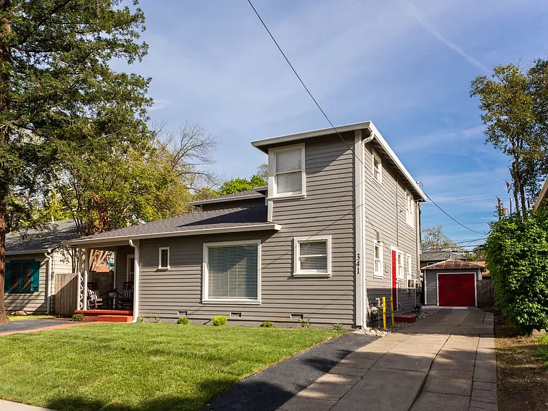 341 W 1st Ave — Photo 3