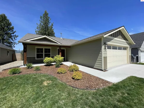 670 E Valley St S, Oldtown, ID 83822