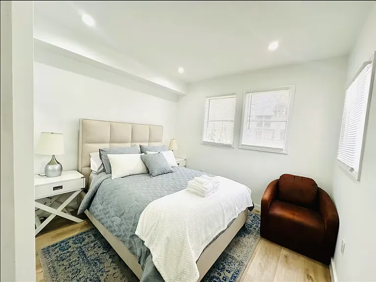 5107 Crenshaw Blvd — Photo 23