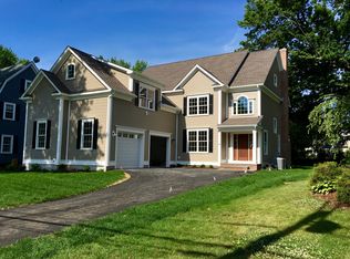 45 Bishop Rd, West Hartford, CT 06119